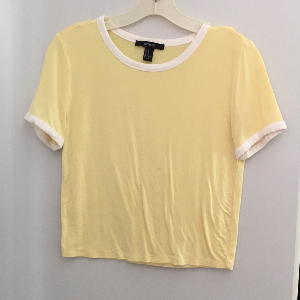 Loose crop top
